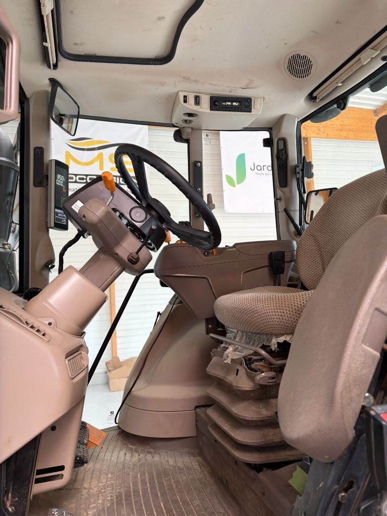 Tracteur JOHN DEERE 6100M - photo slide 9
