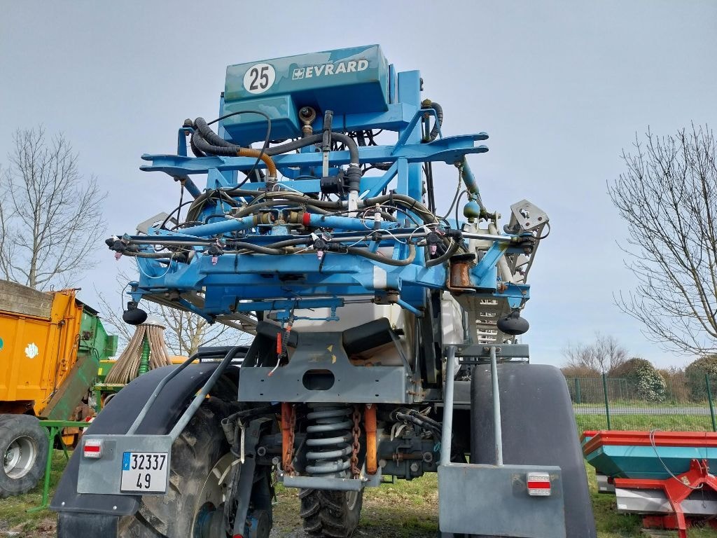 Pulverisateur automoteur EVRARD Alpha Plus Easy drive 3500 - photo slide 13