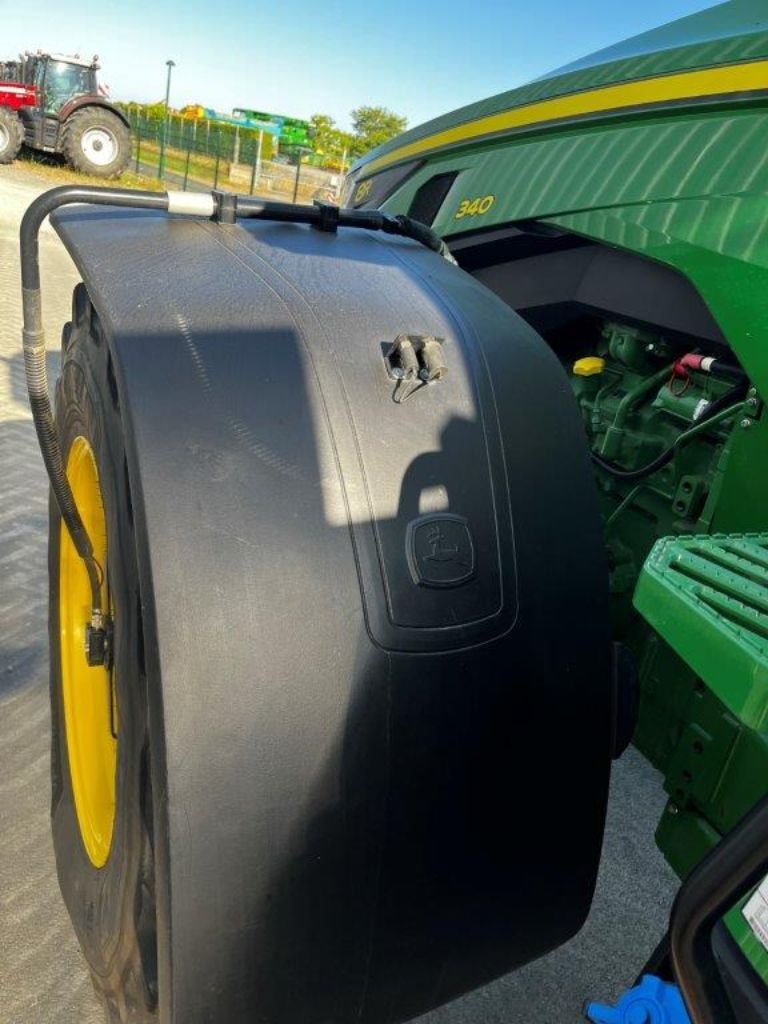 Tracteur JOHN DEERE 8R340 - photo slide 7