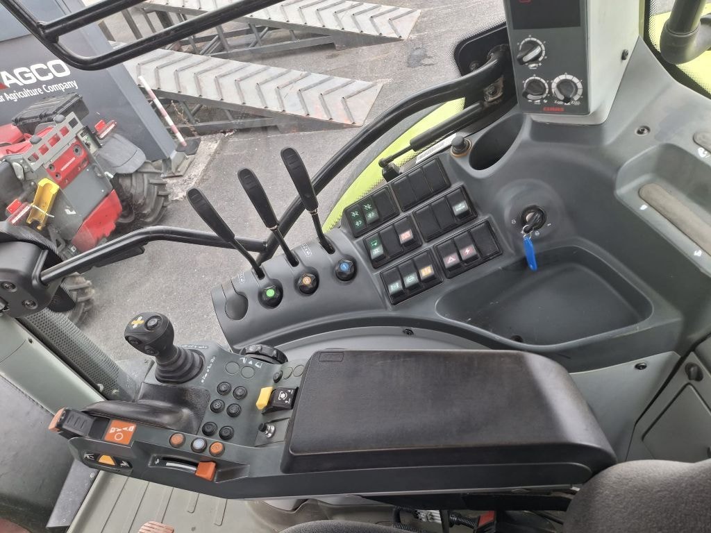 Tracteur CLAAS ARION 640 CIS - photo slide 17