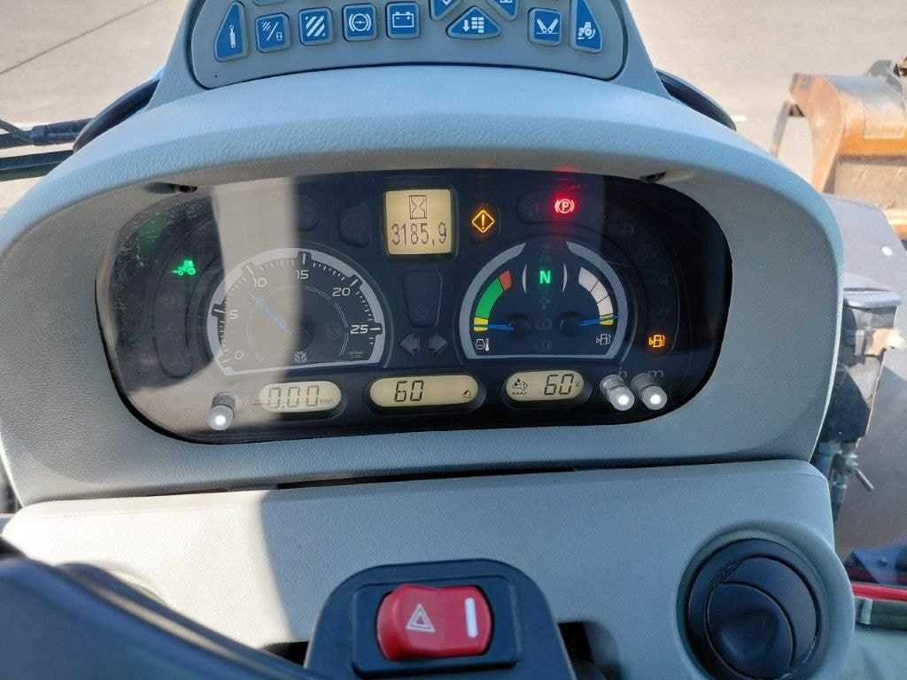 Tracteur chargeur NEW HOLLAND T5.110 - photo slide 9