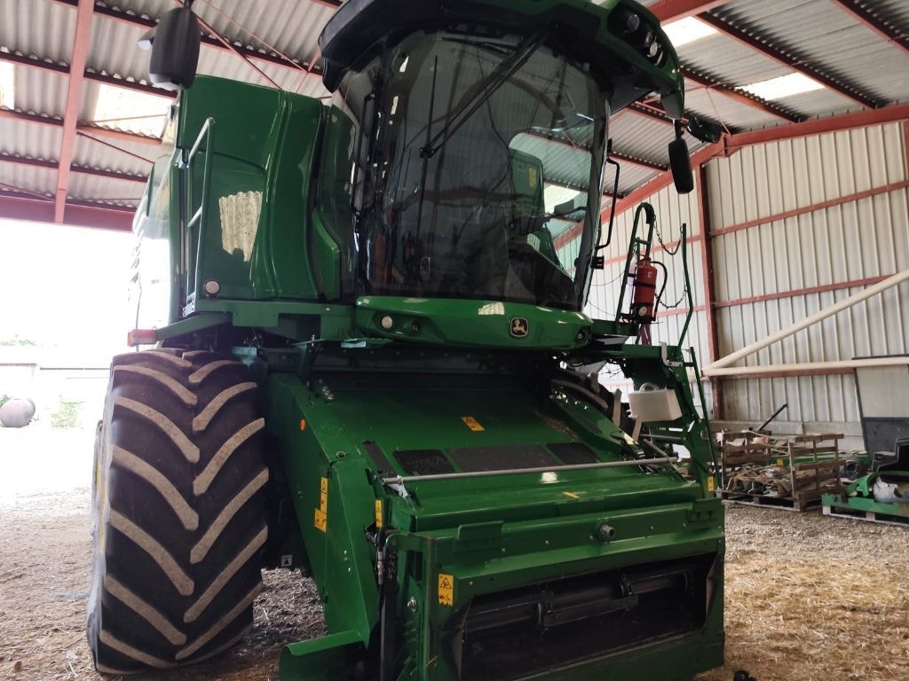 Moissonneuse JOHN DEERE T660 HM - photo slide 4