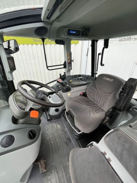 Tracteur CLAAS Arion 430 panoramic - photo slide 6