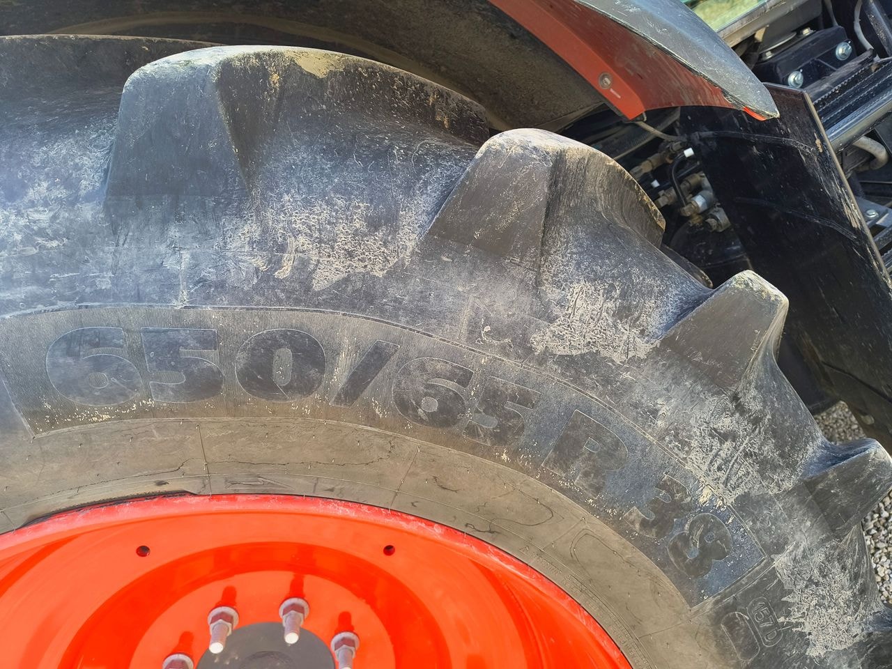 Tracteur KUBOTA M7 173 premium - photo slide 12