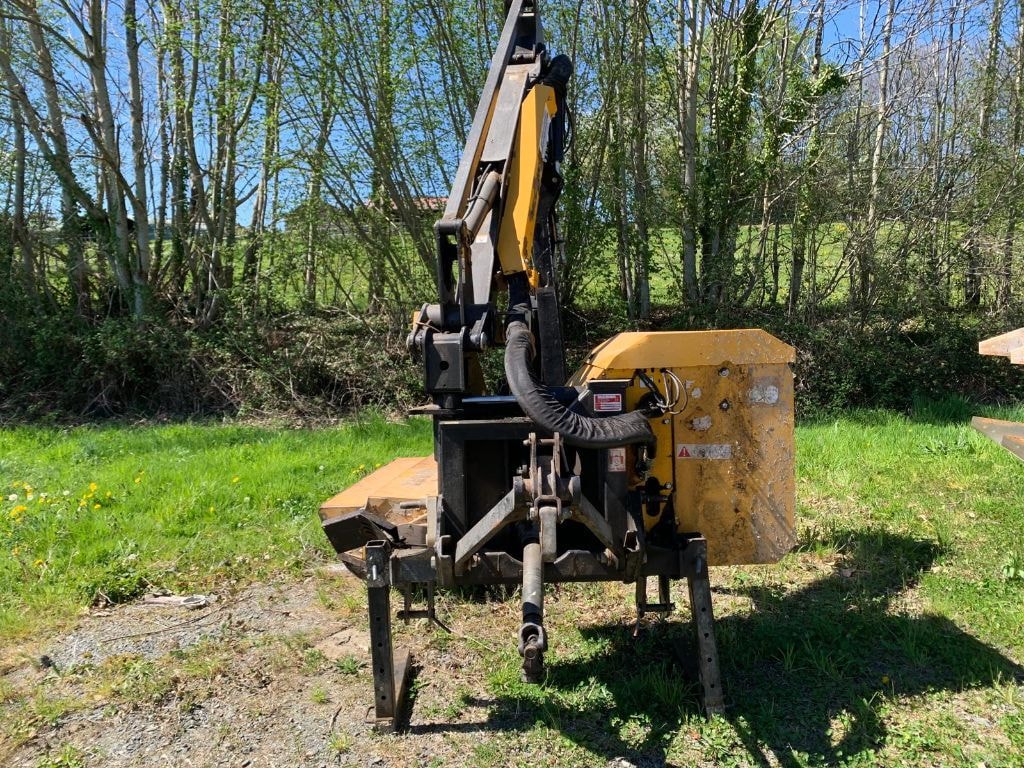 Epareuse MC CONNEL Powerarm 557C - photo slide 1