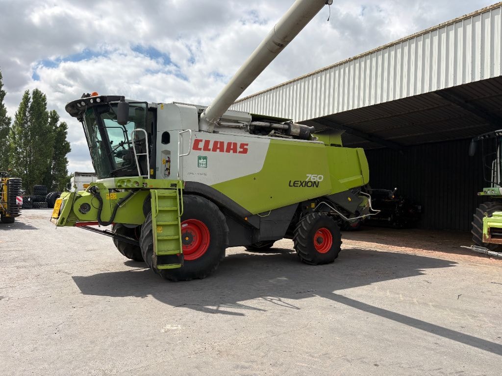 Moissonneuse CLAAS LEXION 760 - photo slide 49