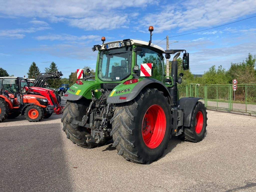 Tracteur FENDT 724 VARIO PROFI + - photo slide 6