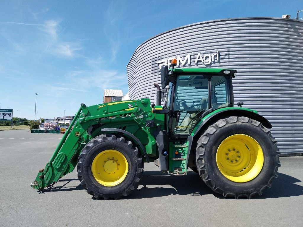 Tracteur chargeur JOHN DEERE 6135R - photo slide 10