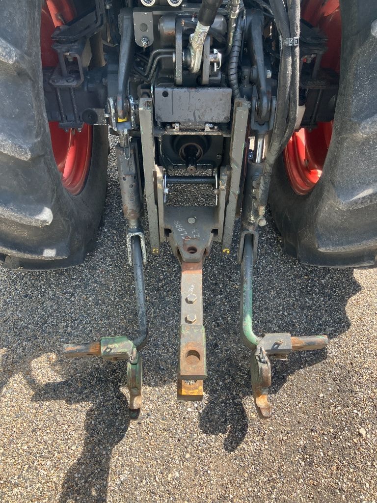 Tracteur etroit CLAAS NEXOS 230 F - photo slide 9