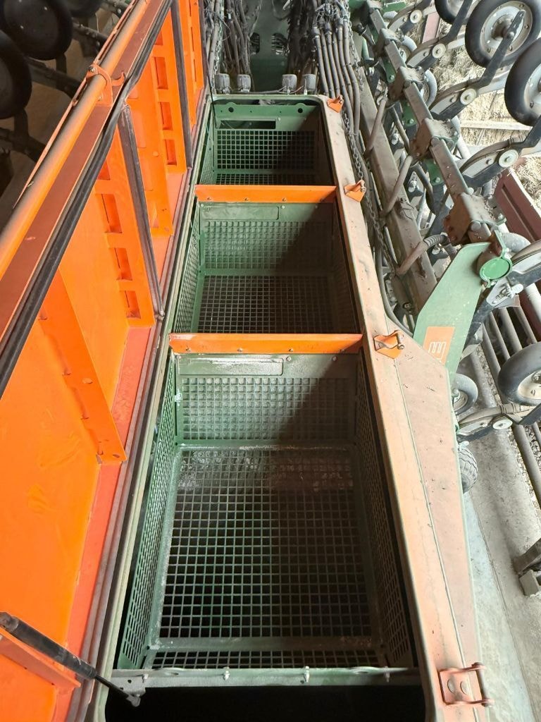 Semoir simplifié AMAZONE Condor 15 001 C - photo slide 8