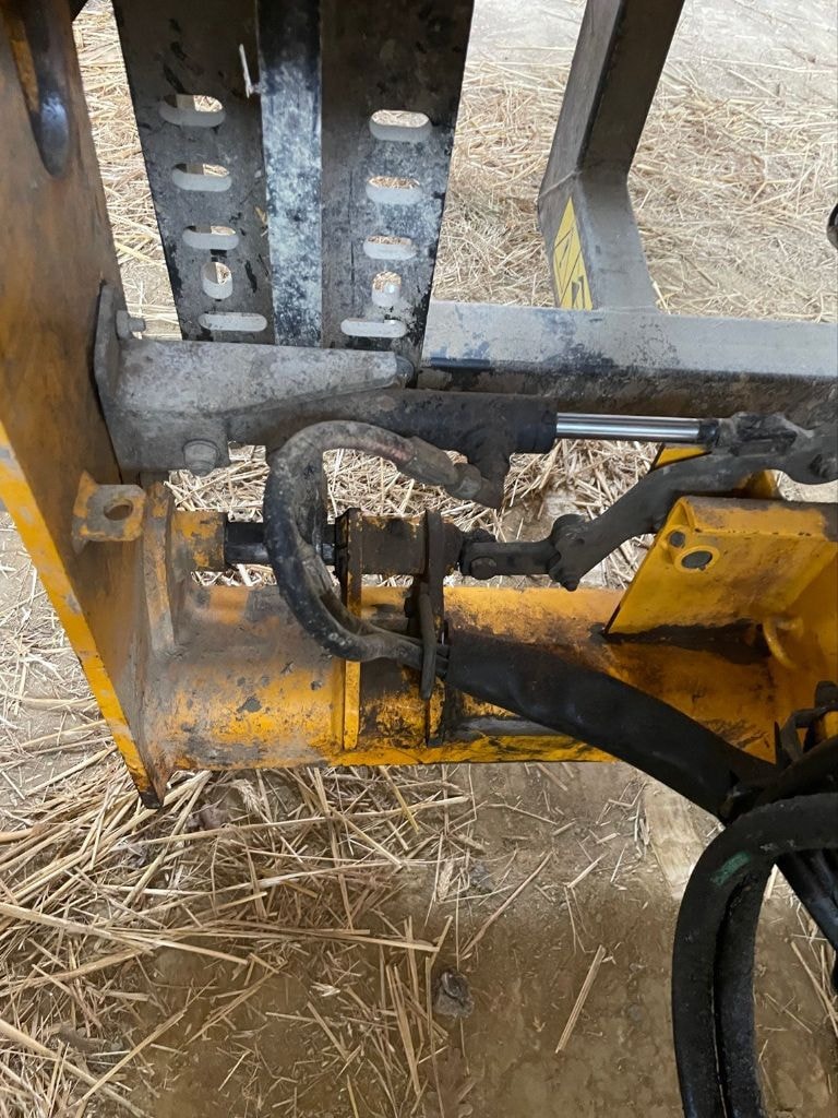 Telescopique JCB 542-70 AGRI PRO - photo slide 9