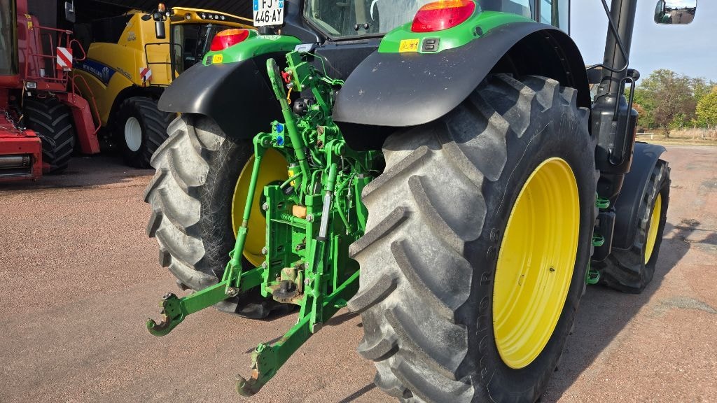 Tracteur JOHN DEERE 6135M - photo slide 23