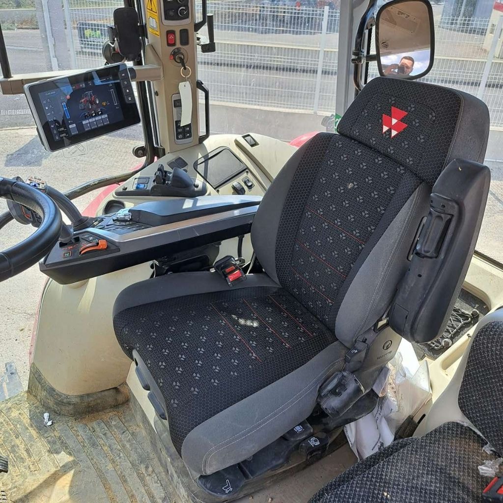 Tracteur MASSEY FERGUSON 7S.210 DVT EX - photo slide 13