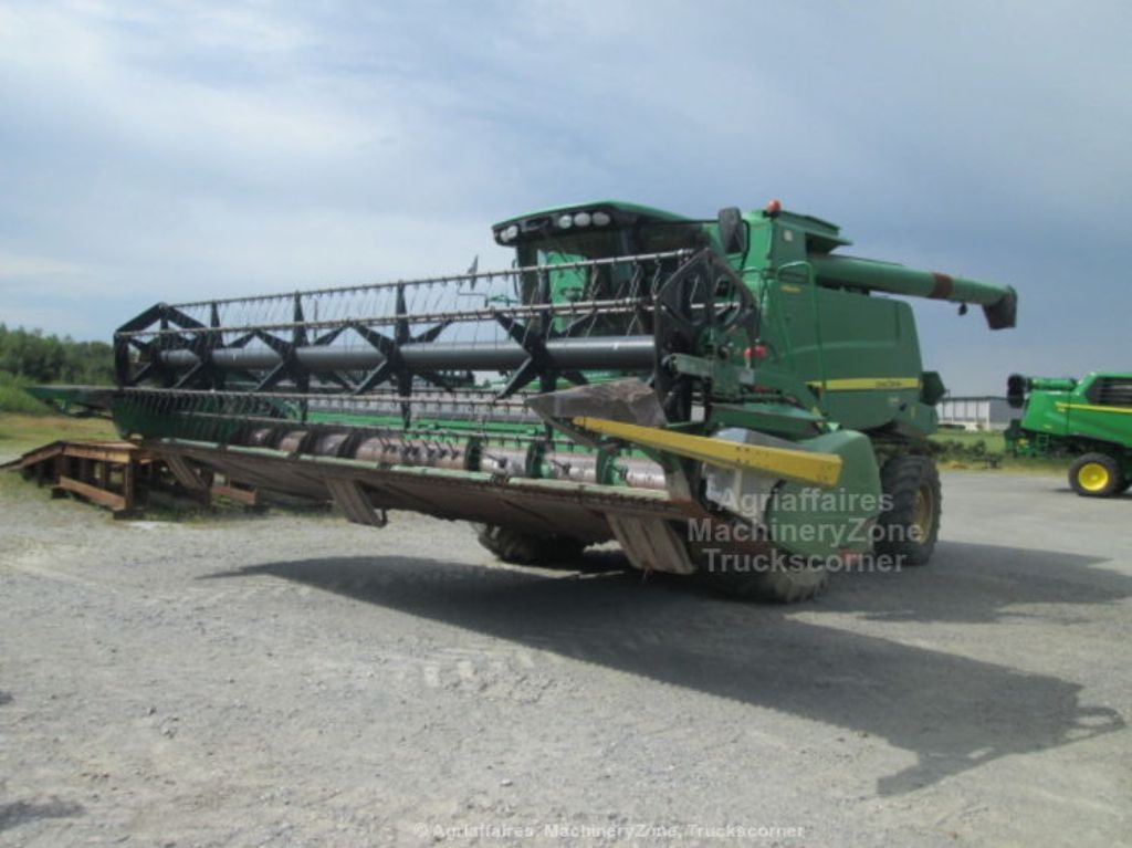 Moissonneuse JOHN DEERE T 660 - photo slide 7