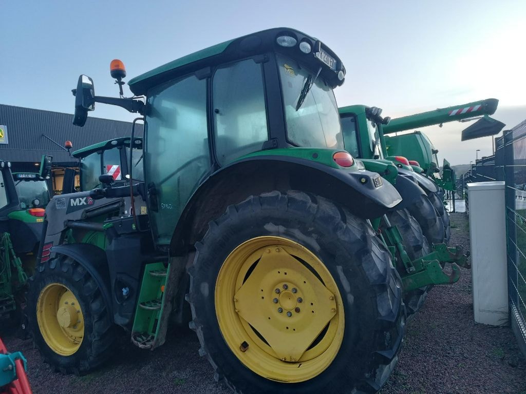 Tracteur JOHN DEERE 6110R - photo slide 2
