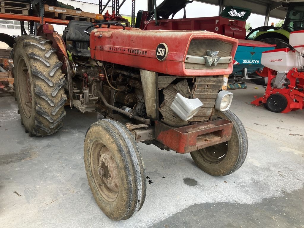 Tracteur MASSEY FERGUSON 158 - photo slide 2