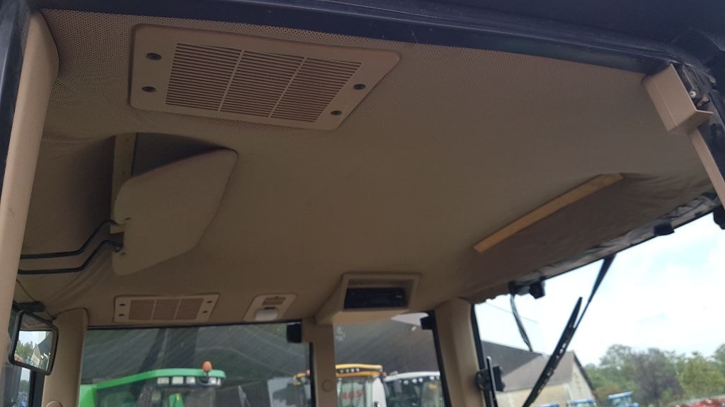 Tracteur chargeur JOHN DEERE 6810 TLS - photo slide 7