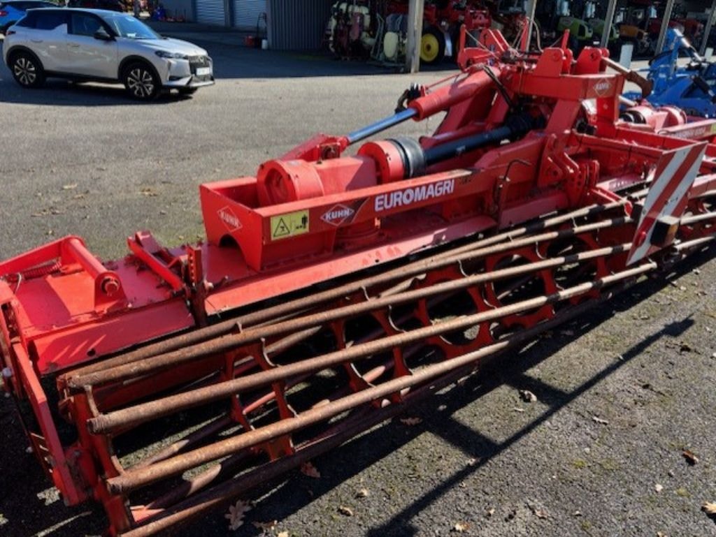 Herse rotative KUHN HR 6004 DR - photo slide 4