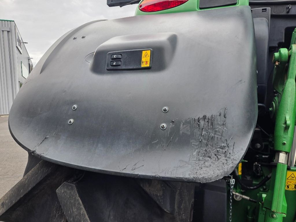 Tracteur JOHN DEERE 6r215 - photo slide 13