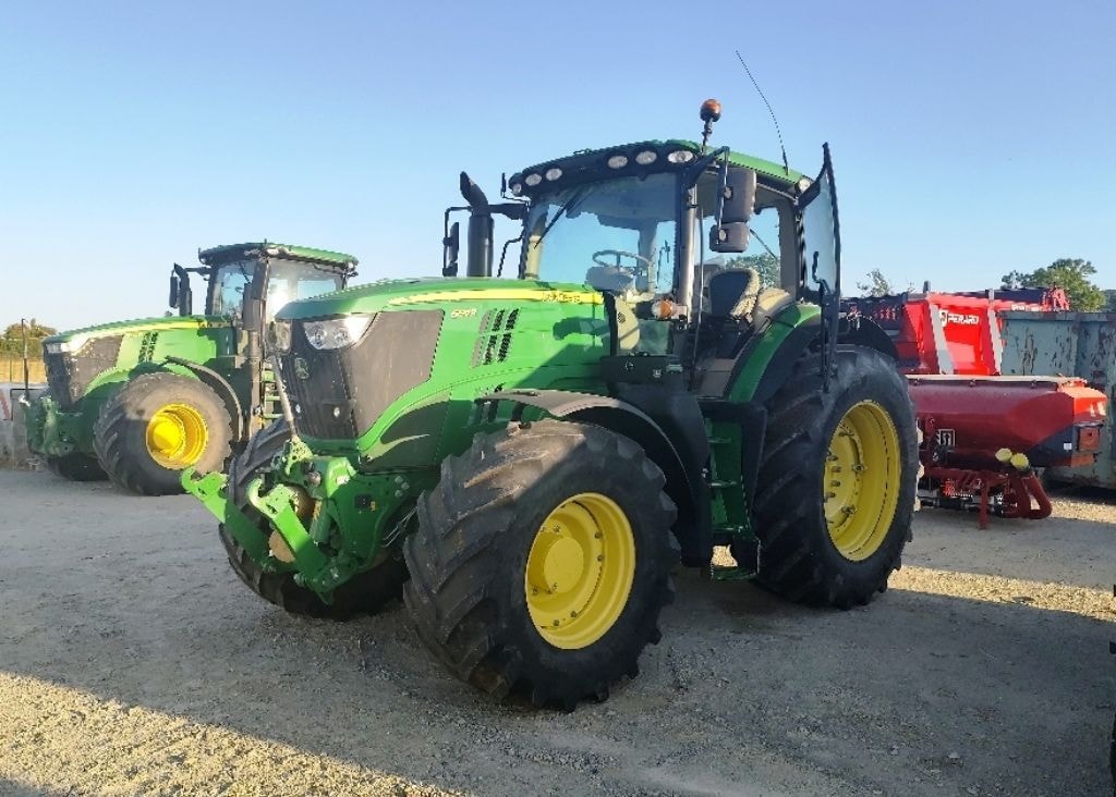 Tracteur JOHN DEERE 6195R - photo slide 1