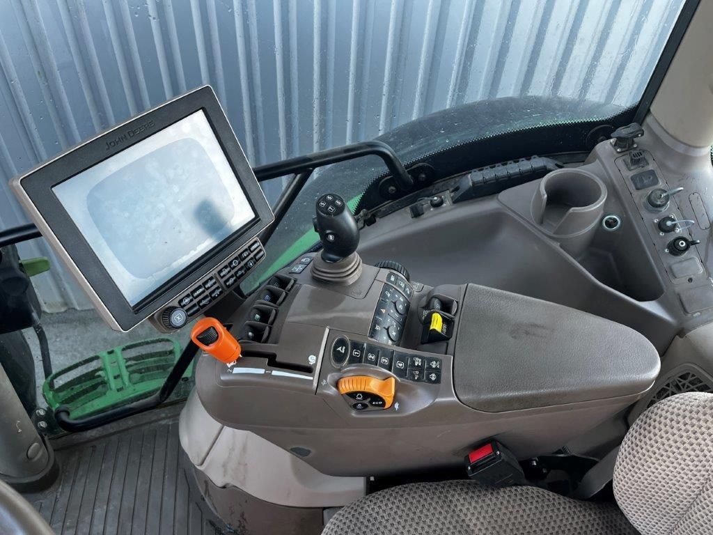 Tracteur JOHN DEERE 6195R - photo slide 25