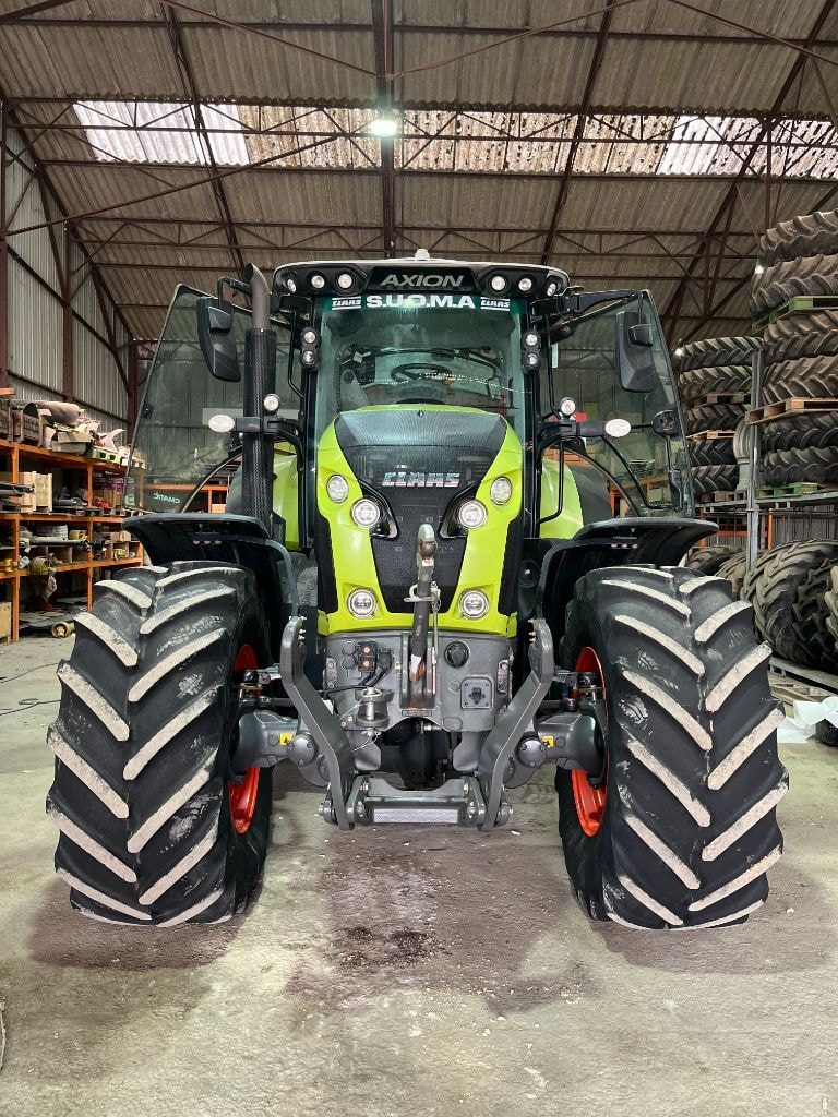 Tracteur CLAAS AXION 810 CMATIC CEBIS - photo slide 2