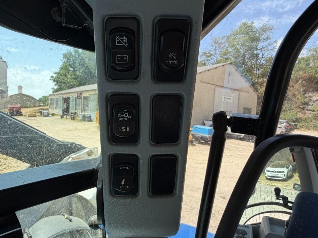 Tracteur NEW HOLLAND T7.230 PC - photo slide 24