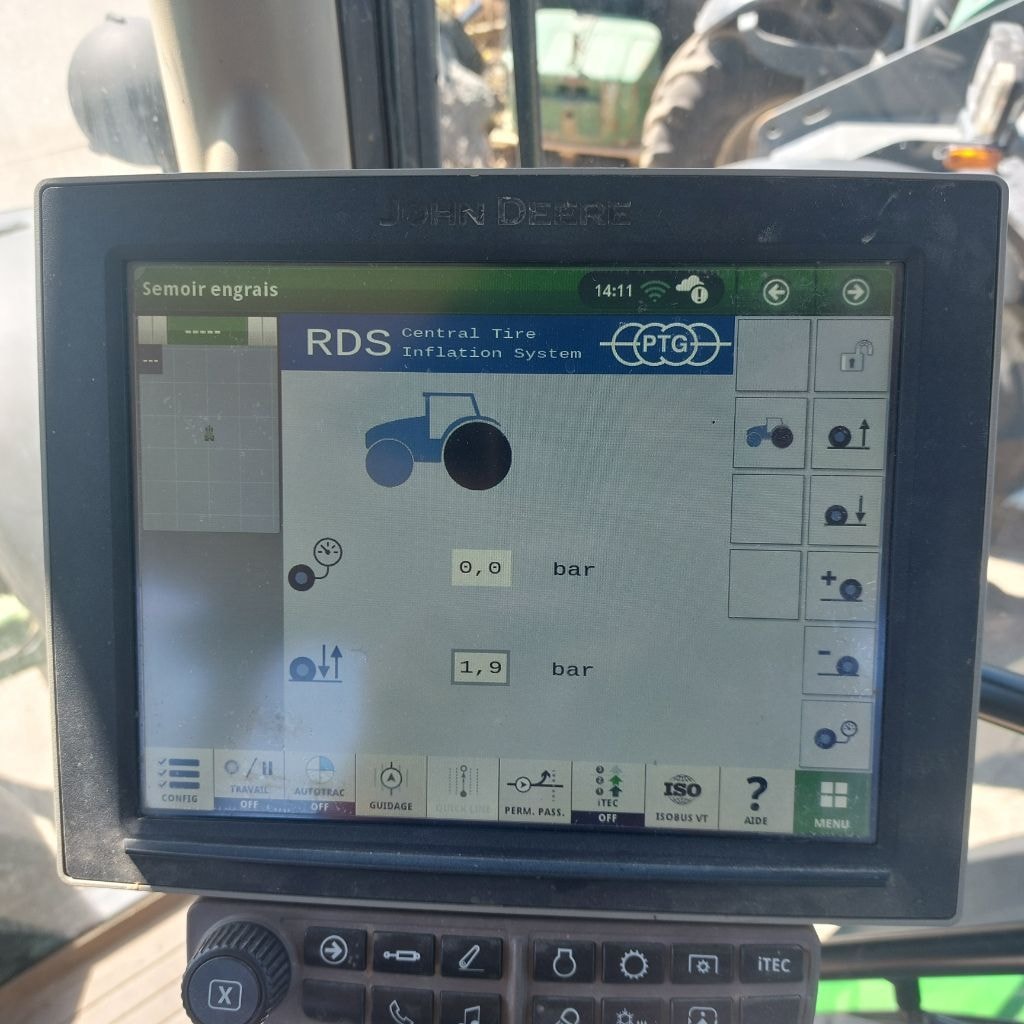 Tracteur JOHN DEERE 6175R - photo slide 17