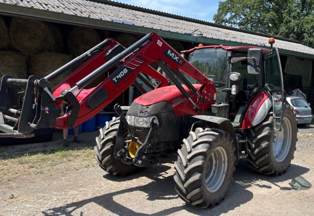 Tracteur chargeur CASE IH FARMALL 100 c - photo slide 1