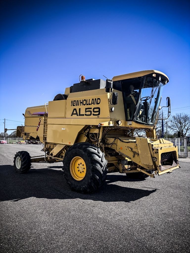 Moissonneuse NEW HOLLAND AL 59 Collina plus  - photo slide 27