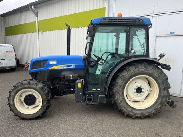 Tracteur NEW HOLLAND T 4050 F - photo slide 2