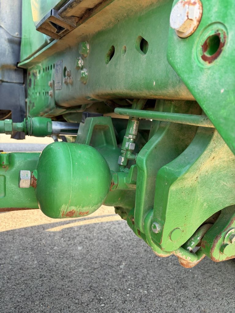 Tracteur JOHN DEERE 6135M - photo slide 16