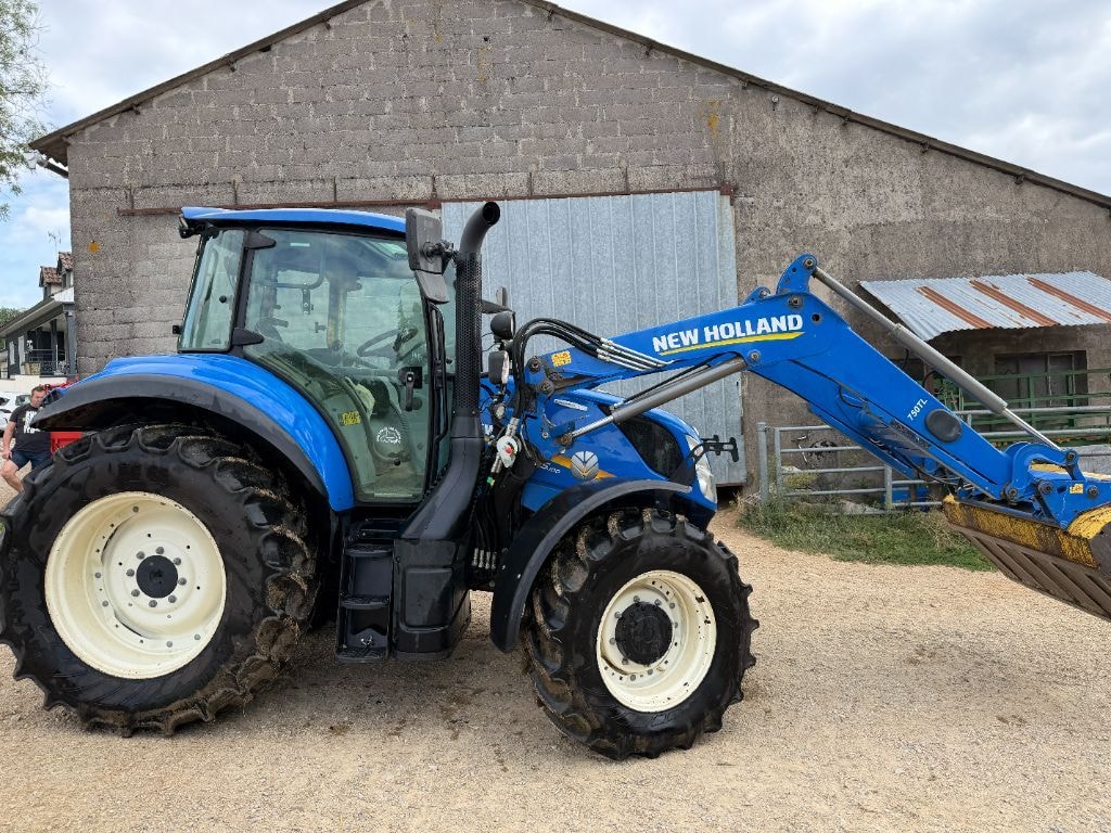 Tracteur chargeur NEW HOLLAND T5.100 - photo slide 5