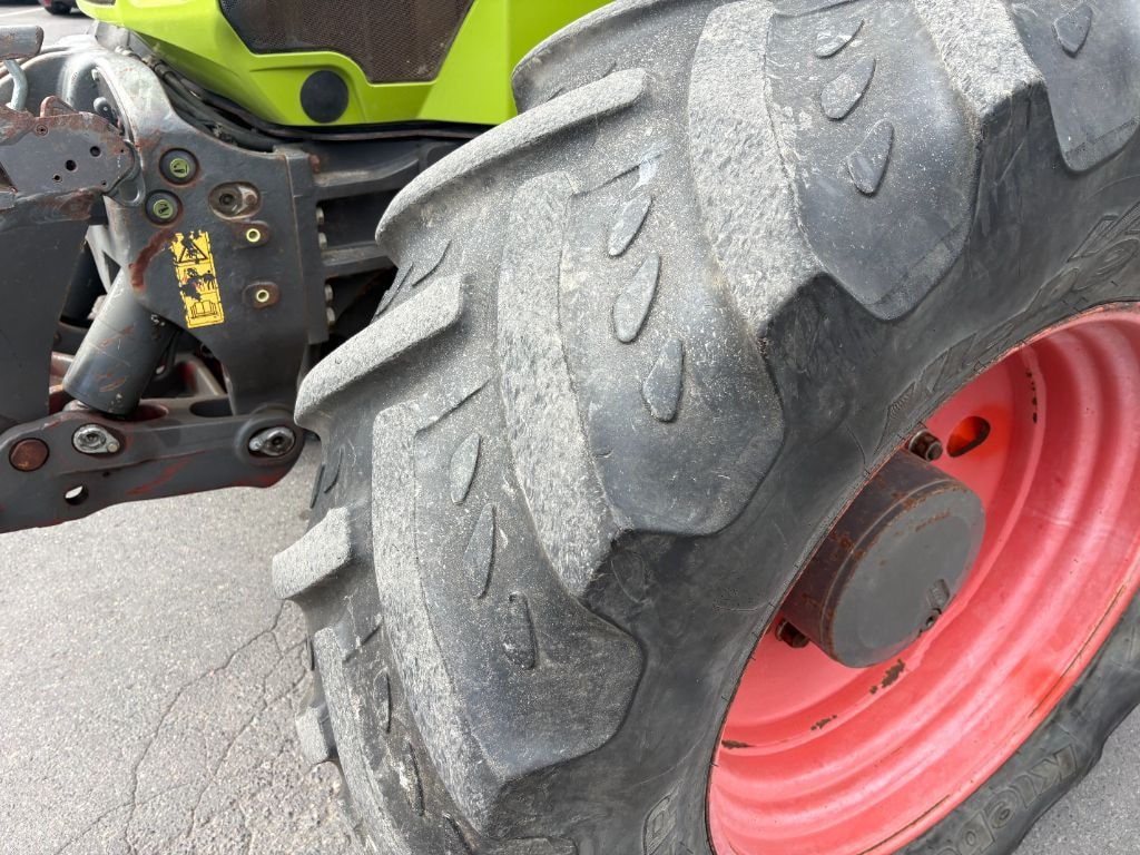 Tracteur CLAAS AXION 820 - photo slide 47