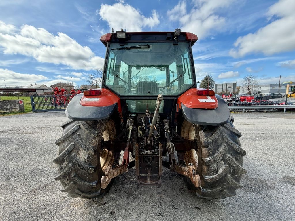 Tracteur NEW HOLLAND M100 - photo slide 5