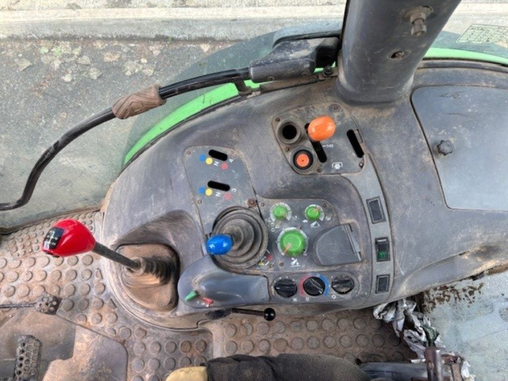 Tracteur DEUTZ FAHR AGROTRON 110 - photo slide 6