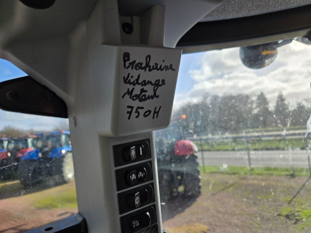 Tracteur NEW HOLLAND T5.110 - photo slide 18