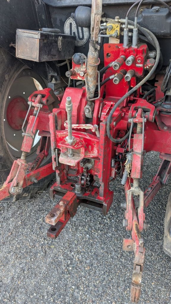 Tracteur MC CORMICK MC100 - photo slide 6