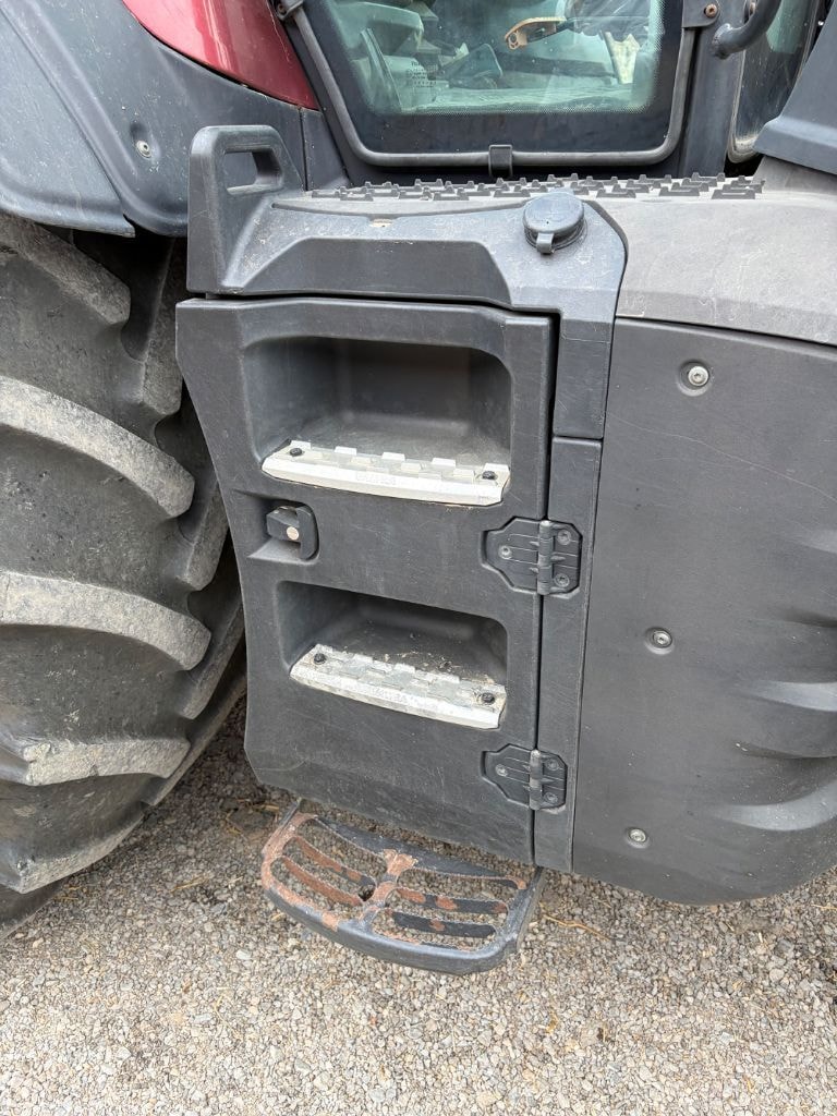 Tracteur VALTRA T175eA - photo slide 11