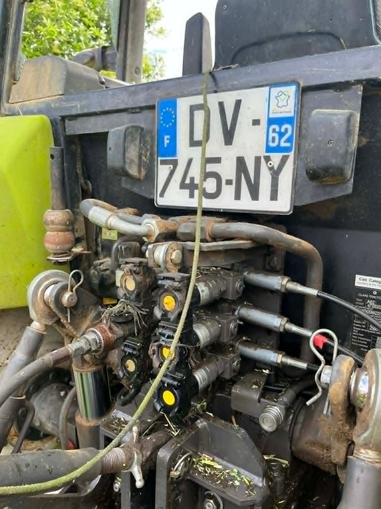 Tracteur CLAAS AXOS 340 - photo slide 21