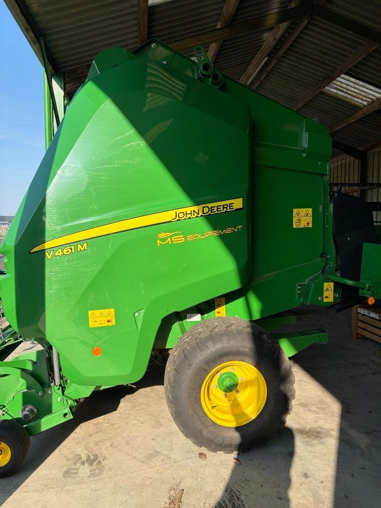 Presse balles rondes JOHN DEERE V461m - photo slide 11