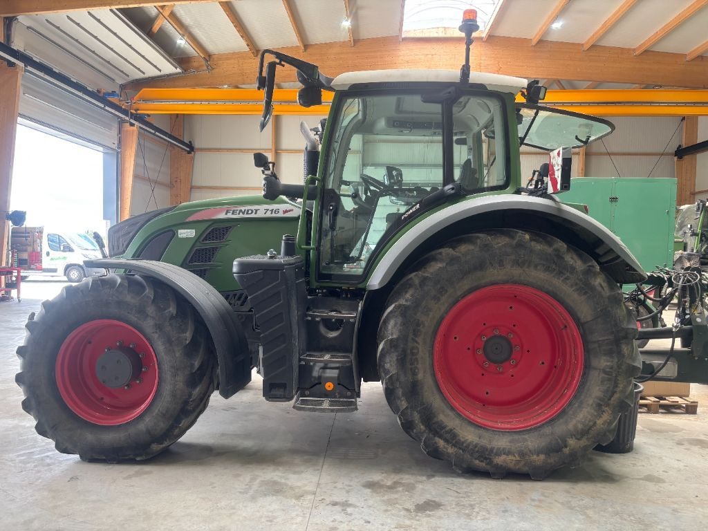 Tracteur FENDT 716 VARIO POWER - photo slide 5