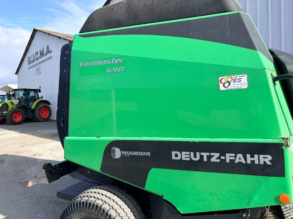 Presse balles rondes DEUTZ FAHR VARIMASTER 690 - photo slide 6