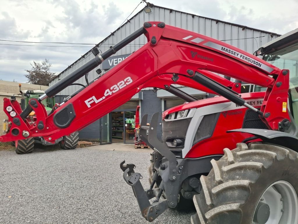 Tracteur chargeur MASSEY FERGUSON 6S155 - photo slide 4
