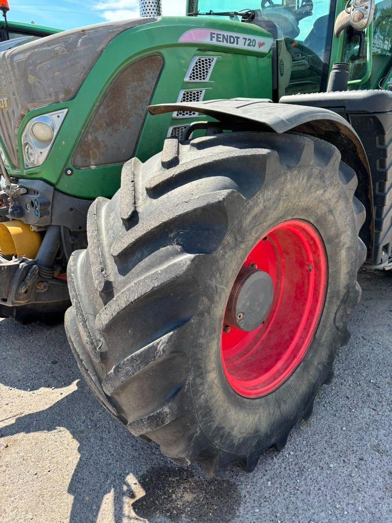 Tracteur FENDT 720 SCR PROFI - photo slide 11