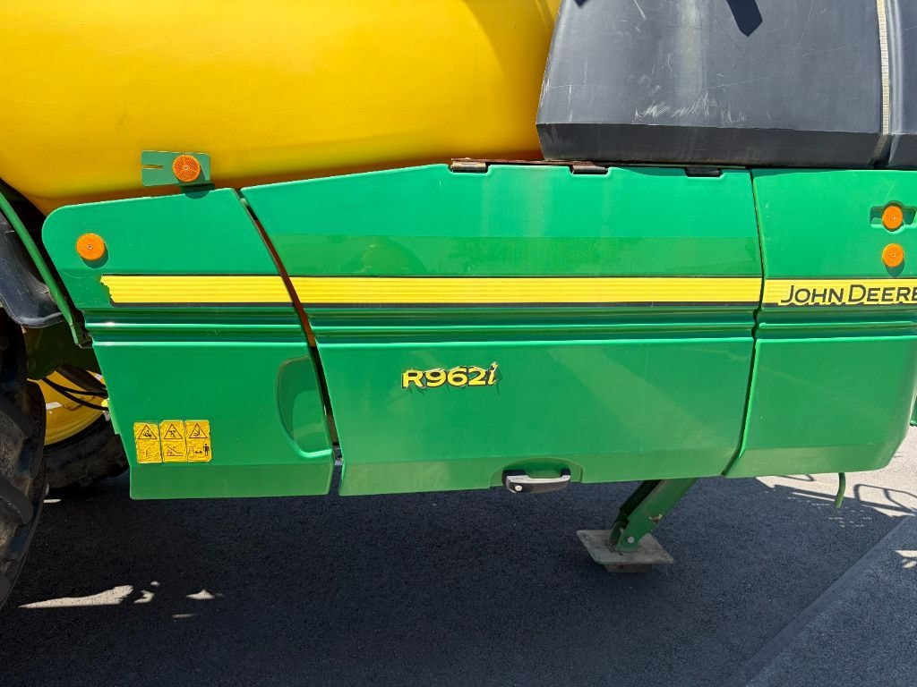Pulverisateur JOHN DEERE R962i - photo slide 6
