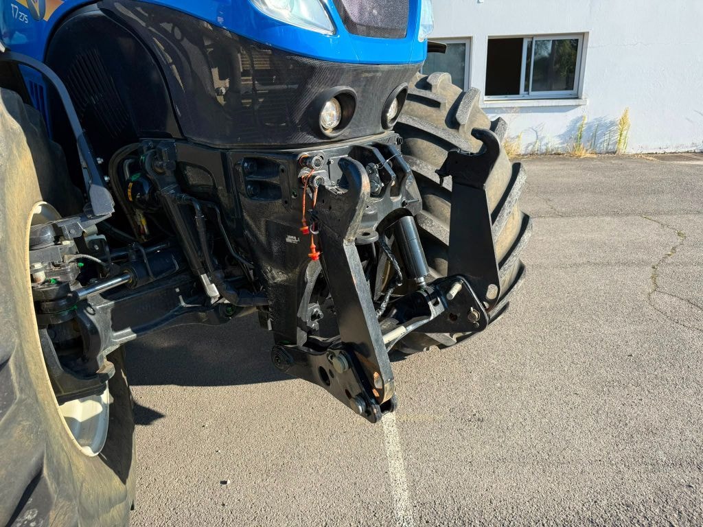 Tracteur NEW HOLLAND T7.275 HD - photo slide 6
