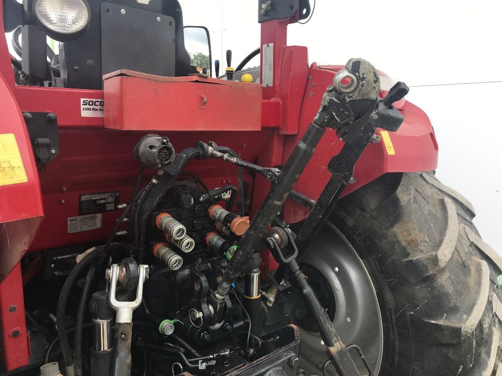 Tracteur chargeur CASE IH FARMALL 105 C  - photo slide 19