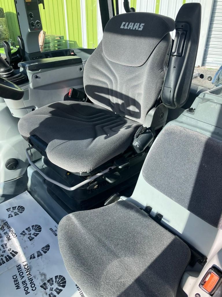 Tracteur CLAAS ARION 410 - photo slide 16