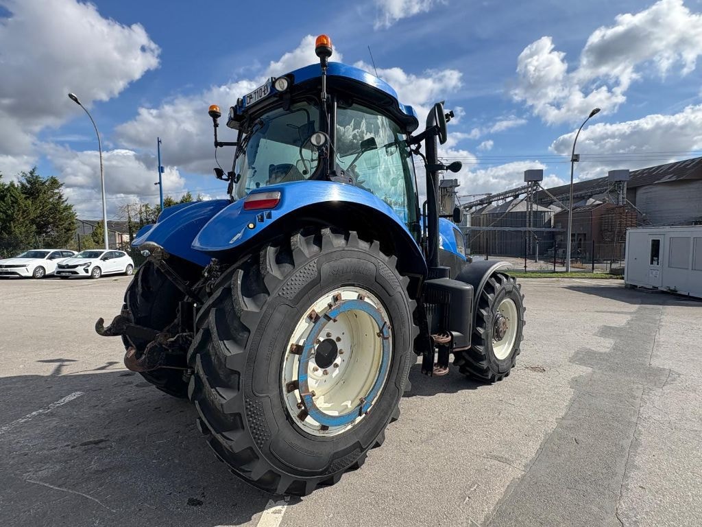 Tracteur NEW HOLLAND T7 185 - photo slide 7